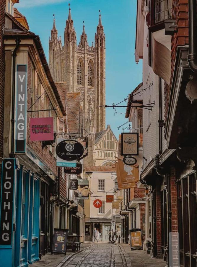 Canterbury Getaway With Ensuite Exterior foto
